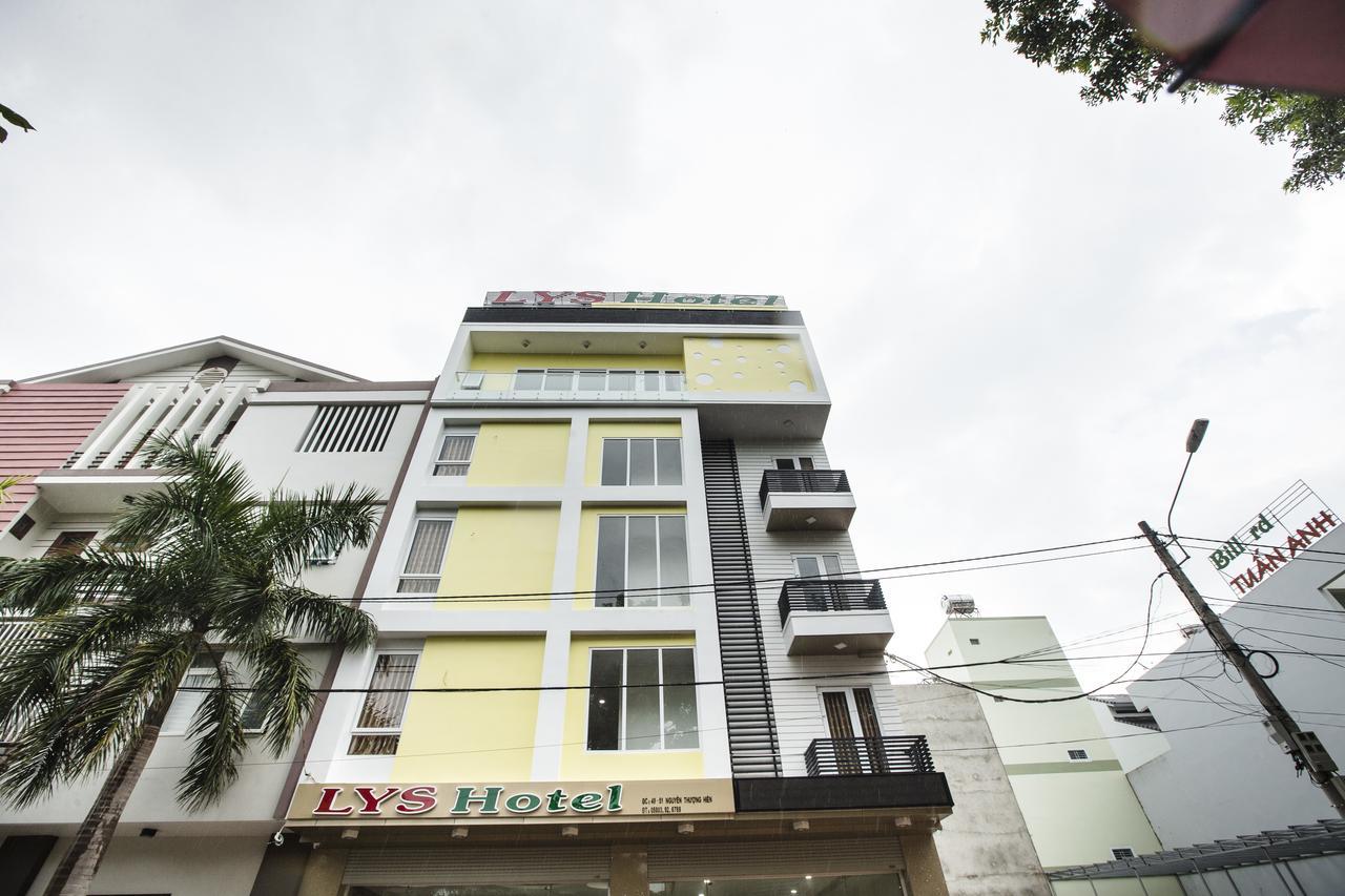 Lys Hotel Buôn Ma Thuột Zewnętrze zdjęcie